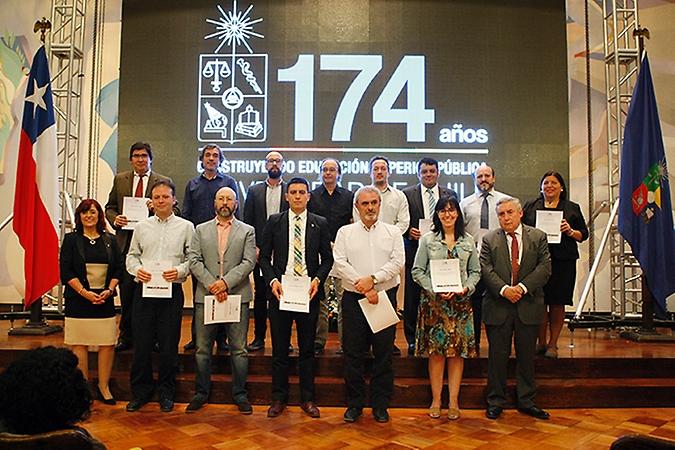 Los Profesores Oscar Peralta y Victor Hugo Parraguez fueron reconocidos por sus proyectos Fondecyt.