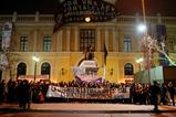 La velatón comenzó de forma simultánea a las 20:00 hrs. en la Casa Central, la Facultad de Derecho y el Campus Andrés Bello.