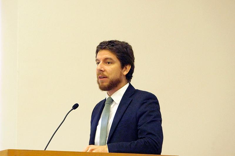 El Rector Ennio Vivaldi encabezó la inauguración de la jornada realizada en Casa Central de la U. de Chile.