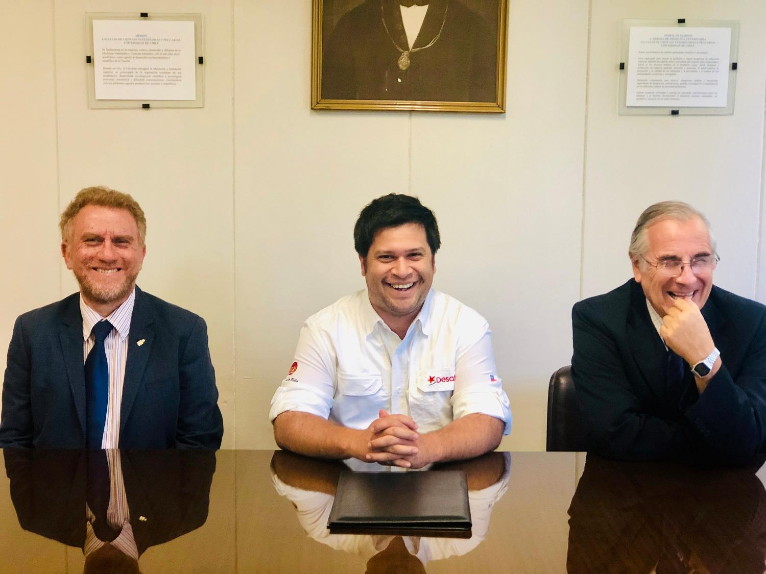 Dr. Fernando Fredes, Camilo Rozas y Dr. Mario Maino.