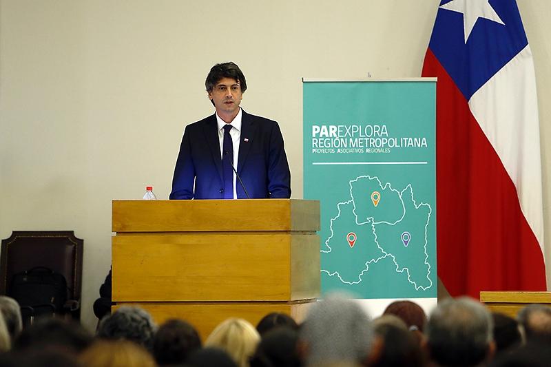 El ministro de Ciencia, Tecnología, Conocimiento e Innovación, Andrés Couve, participó de la ceremonia y destacó la importancia de promover el aprendizaje de la ciencia para la formación ciudadana.