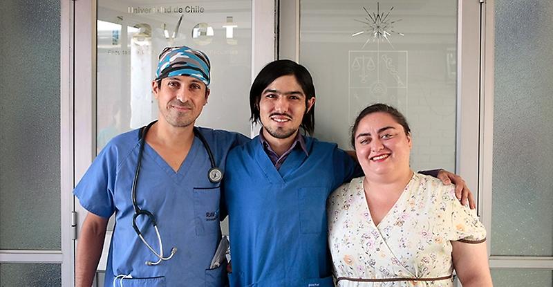 Fabián Espínola y Rodrigo Morales coordinadores del Diplomado en Tenencia Responsable del Centro de Gestión Ambiental de FAVET junto con Jeimmy Charpentier.