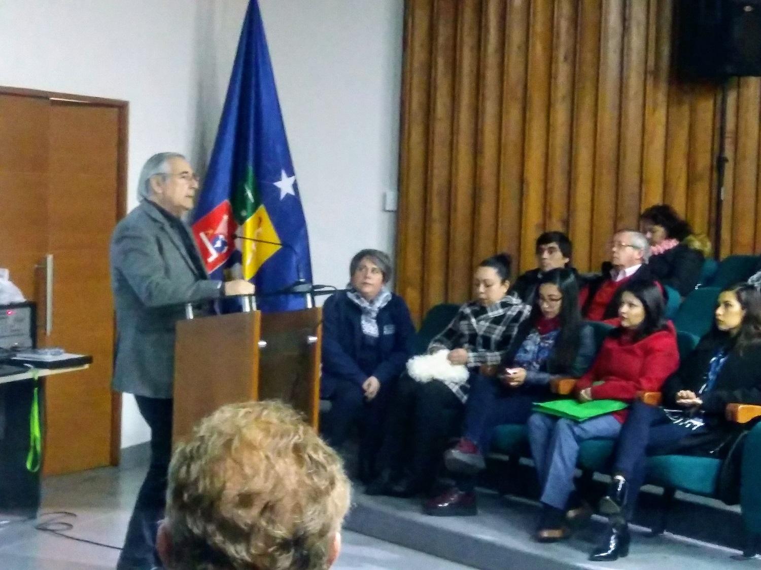 El Decano de Favet, Dr. Mario Maino, en representación del Comité Directivo de Campus Sur, inauguró la Jornada.