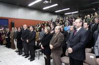 Autoridades universitarias, académicos, estudiantes y funcionarios acompañaron al Prof. Urcelay en este nuevo comienzo.
