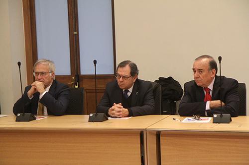 Eduardo Vera, director de Relaciones Internacionales de la Universidad de Chile, Sr. Manuel Rojas, embajador de Costa Rica, Juan Pablo Lira, Director Ejecutivo de Agcid