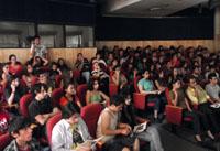 Cerca de cien estudiantes participaron de la charla ofrecida por la biblioteca.