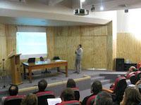 El profesor Miguel Jiménez expuso en representación de la Facultad de Artes.