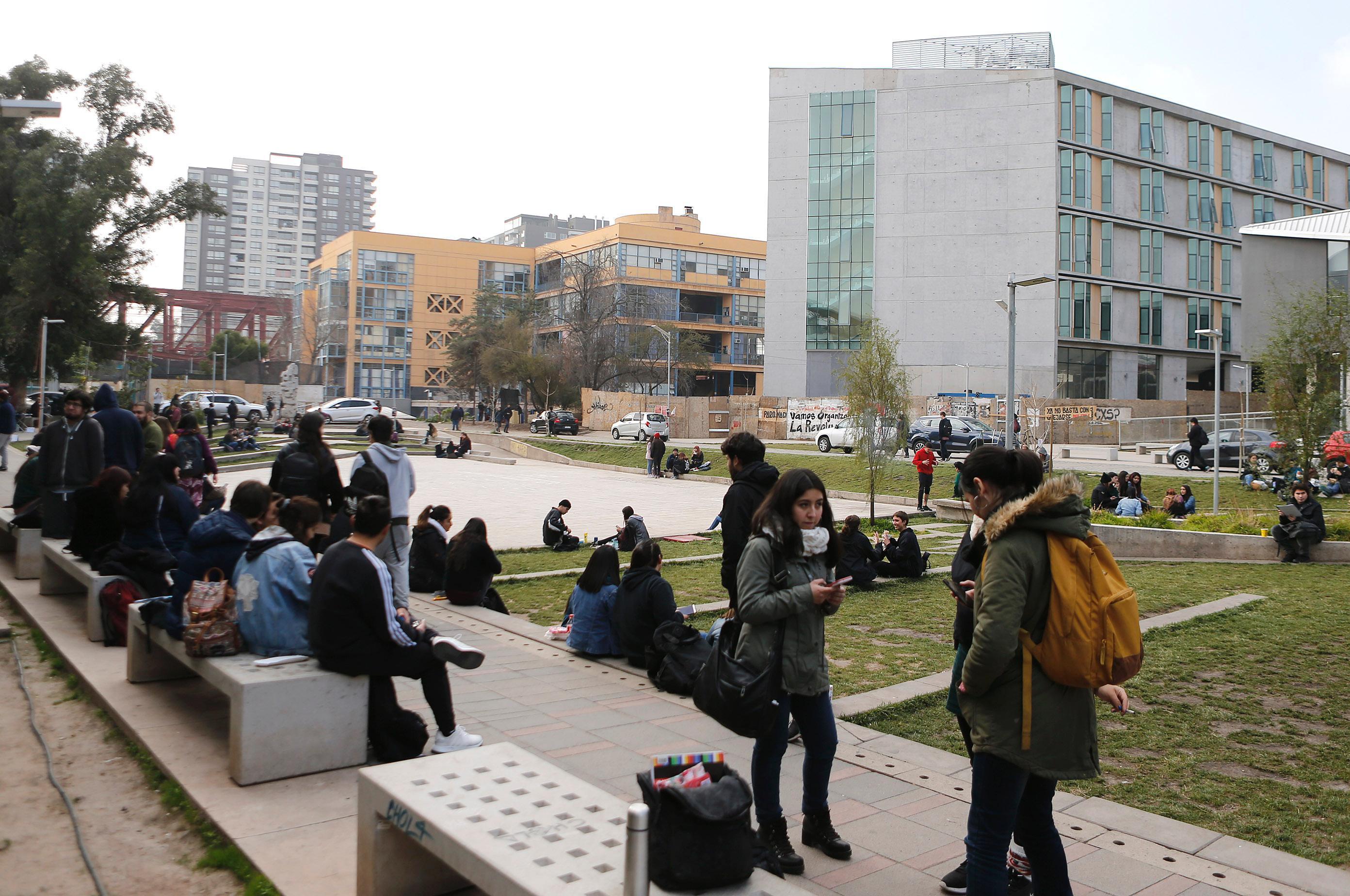 Pedagogía en Educación Básica recibirá visita remota de pares evaluadores