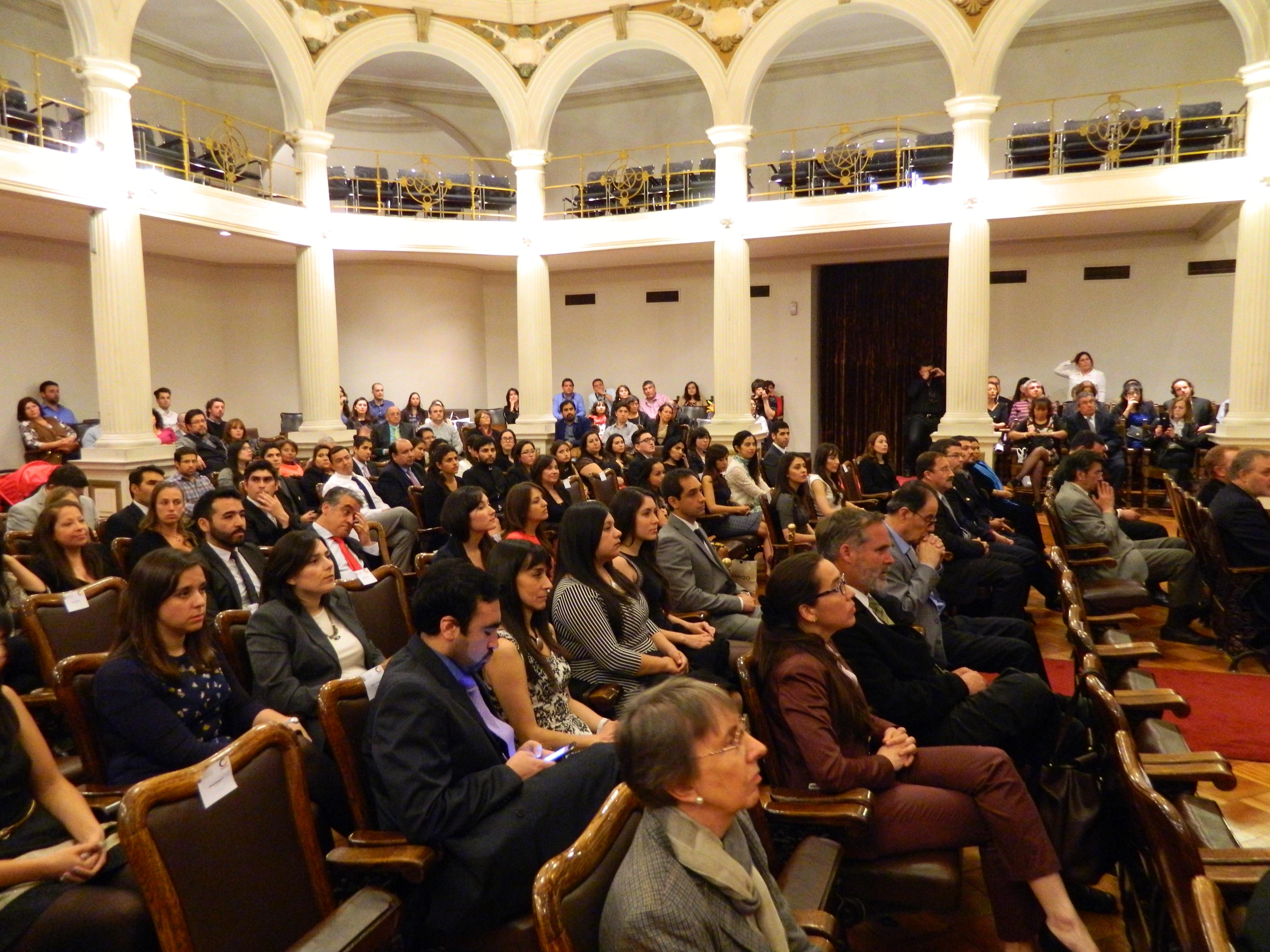 El día jueves 6 de octubre de titularon los 65 estudiantes de los Programas de Magísteres de Campus Sur.