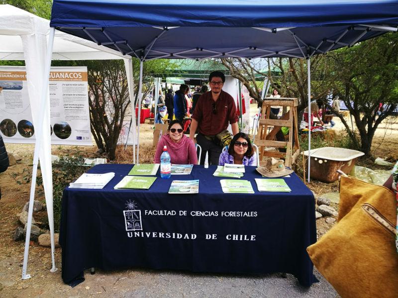 La Facultad de Ciencias Forestales representada en stand en Altos de Cantillana