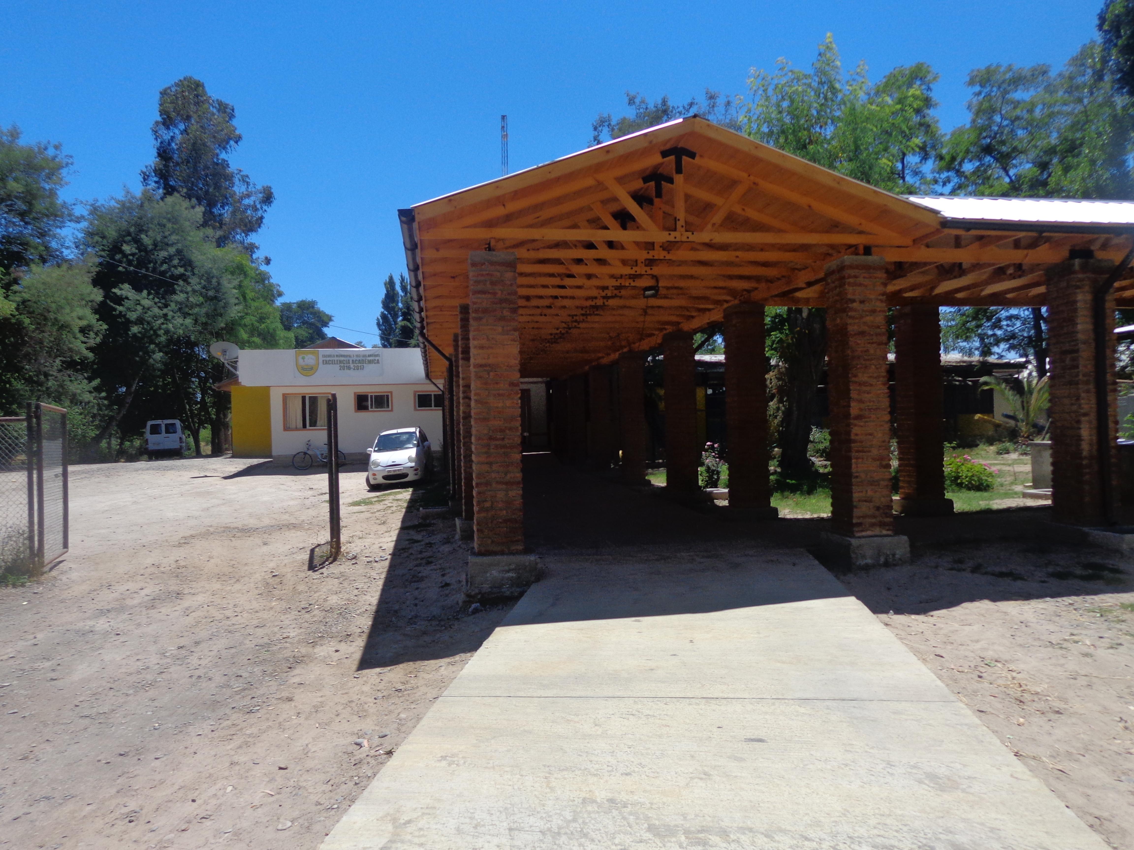 Los estudiantes realizaron un trabajo muy estrecho con sectores sociales vinculados al Colegio  F103 de Los Aromos.