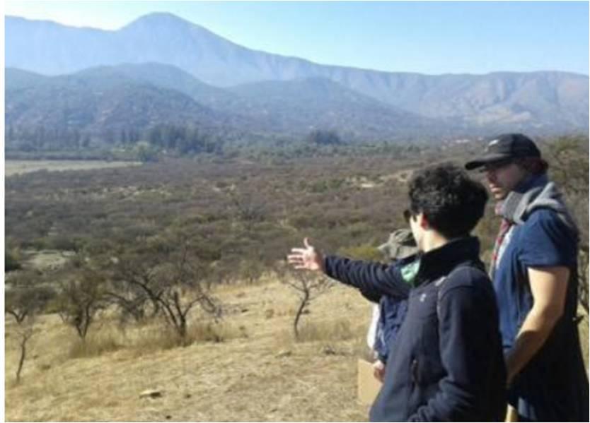 La Profesora Cecilia Smith de la Universidad de Los Lagos dio a concer la experiencia de la Reserva Ecológica Oasis La Campana.