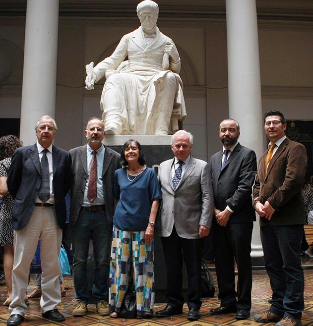 Los Decanos y la Decana de Campus Sur, acompañaron a sus homenajeados en esta importante ceremonia.