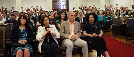 Participaron diversas autoridades de la Universidad, autoridades de las unidades académicas, familiares y amigos.