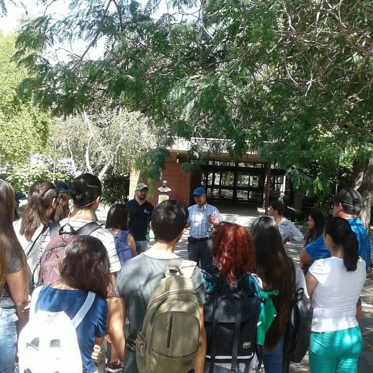 Los estudiantes visitaron el Campus y fueron recibidos por académicos y funcionarios quienes recorrieron las instalaciones y laboratorios.