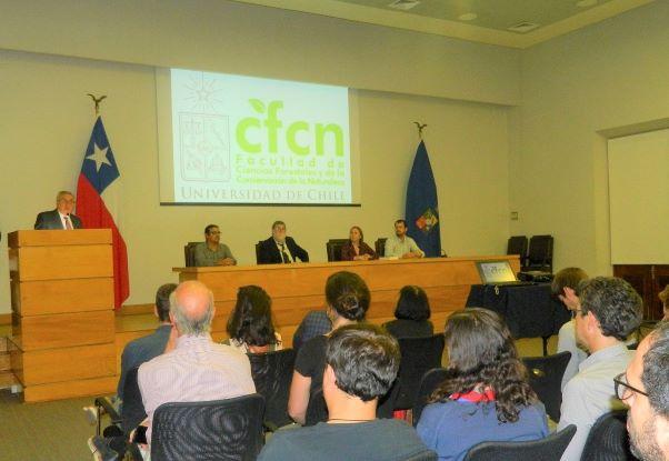 El Rector Ennio Vivaldi inauguró este evento que reunió cerca de 200 personas interesadas en los nuevos abordajes de la conservación de la biodiversidad. 