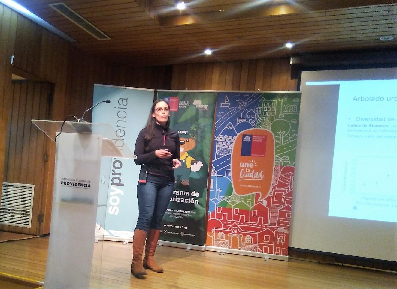 Dra. Nélida Villaseñor dio a conocer los resultados de su proyecto relacionado con la biodiversidad y el arbolado urbano con un énfasis en las aves denominado "Conservación en la Ciudad".