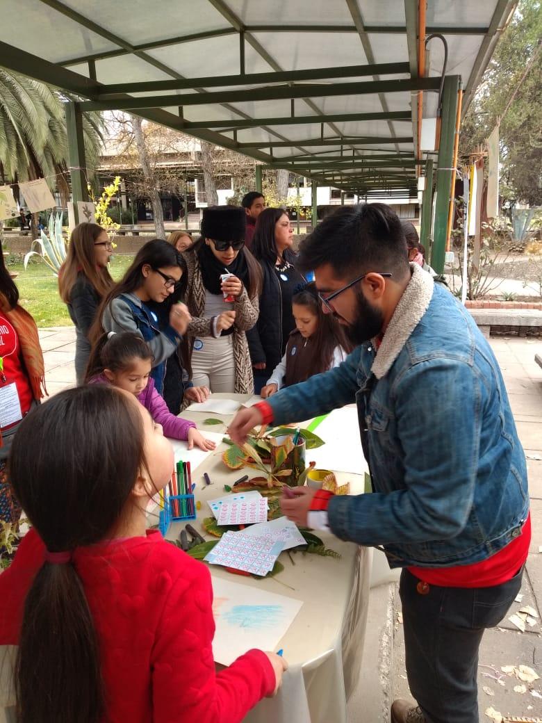 Estudiantes de CFCN efectuaron actividades lúdicas dirigidas a los mas pequeños.