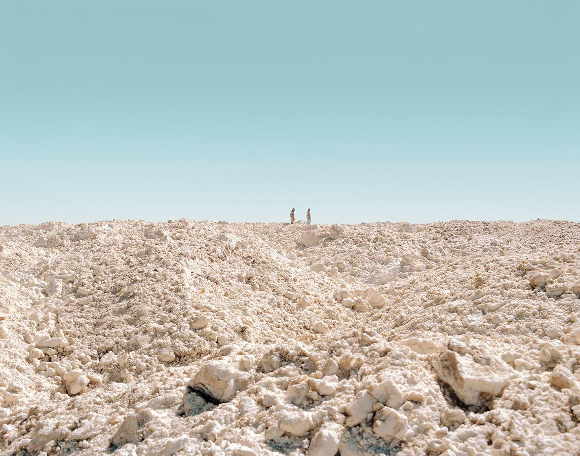 La extracciòn de litio requiere de grandes cantidades de agua. La demanda mundial de litio es de cerca 300 000 toneladas por año y debería alcanzar un millón de toneladas en menos de 10 años.