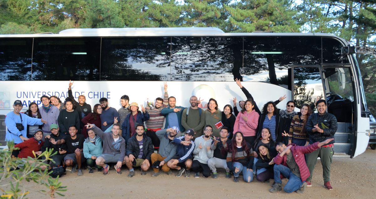 El profesor Ovalle destaca que el equipo docente realiza un gran trabajo con los estudiantes al promover las enseñanzas en terreno.