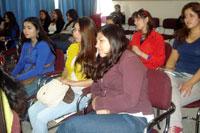 Alumnas de Ingeniería Forestal asistieron también a la celebración de los 60 años de la carrera.