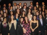 63 egresados de las carreras de Ingeniería Forestal e Ingeniería de la Madera recibieron su diploma de egreso.