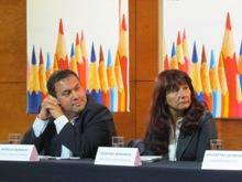 Camilos Lagos del comando de Marco Enríquez Ominami y la candidata Roxana Miranda.