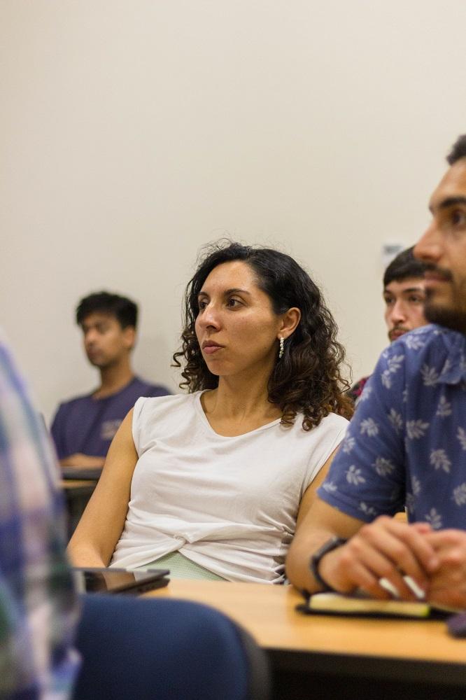 En las jornadas participaron estudiantes, académicos e investigadores del Departamento de Geología, Departamento de Geofísica y Centro Sismológico Nacional, así como profesionales del Servicio Nacional de Geología y Minería.