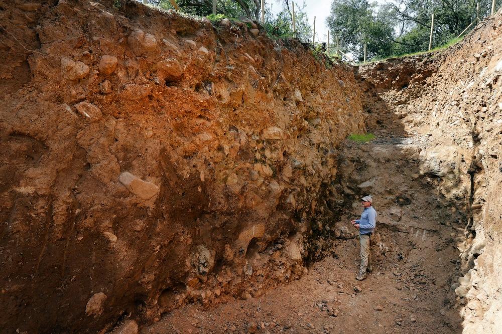 El equipo investigador pudo observar directamente la falla geológica, cosa que permite acreditar que el punto más austral de la FSR detectado (hasta el momento) se encuentra en Pirque.