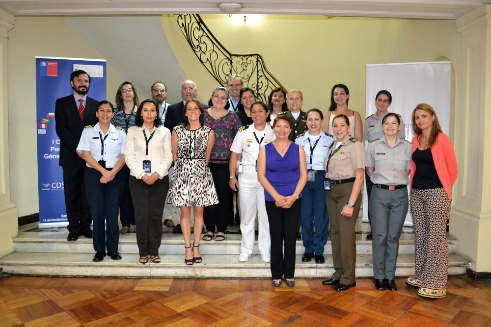 Con éxito finalizó el primer curso Perspectiva de Género en Defensa