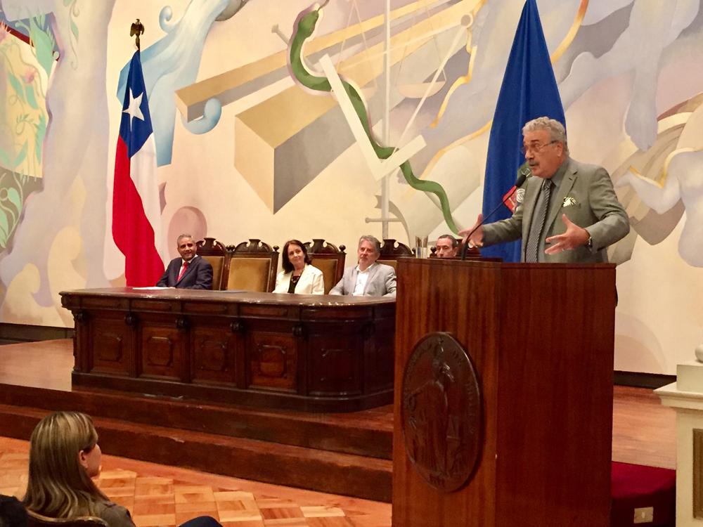 El profesor Bianor Cavalcanti dio la clase magistral "La importancia de la capacitación de los funcionarios públicos".