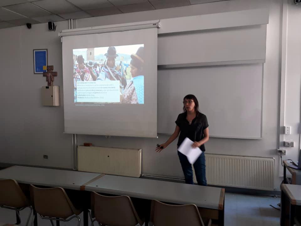 Profesor Maillet y estudiantes exponen en seminario sobre participación