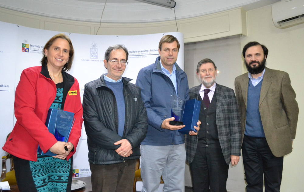 La alcaldesa Carolina Leitao; el Director de Postgrado, Leonardo Letelier; el alcalde Germán Codina; el Director del INAP, Hugo Frühling; y el Coordinador del MGGP, Cristian Pliscoff.