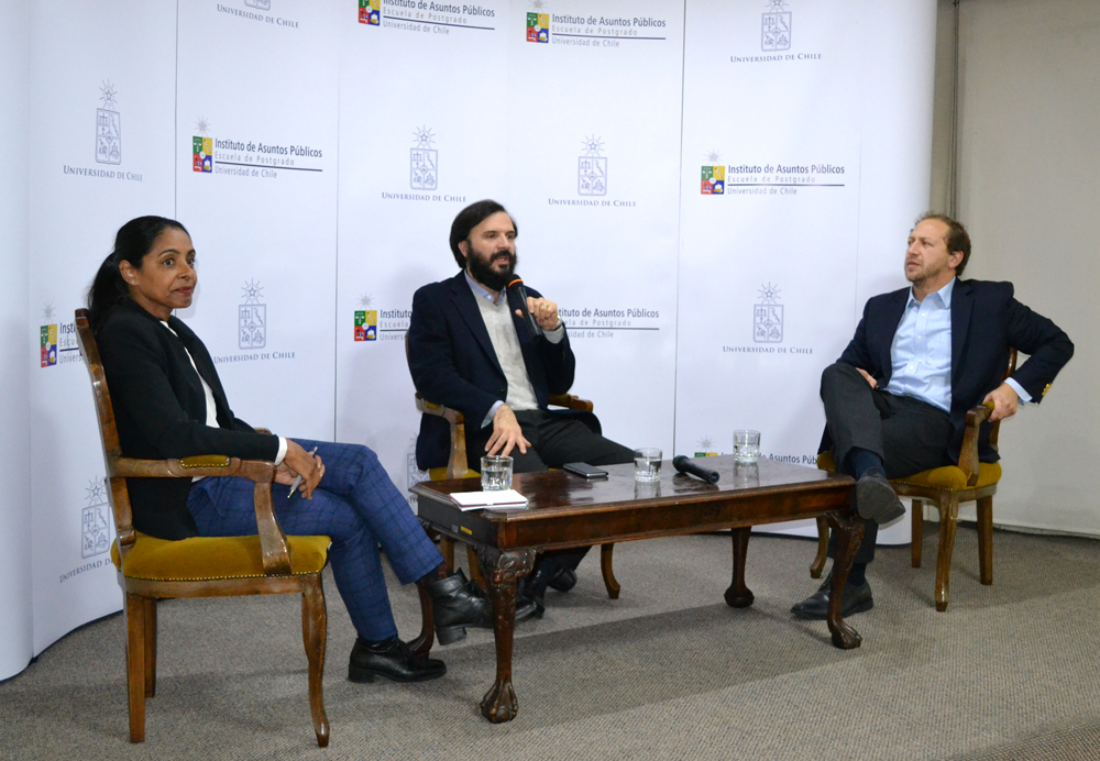 En la jornada de cierre, expuso Patria de Lancer Julnes, académica de Penn State, y Alejandro Weber, Director del Servicio Civil. Moderó Cristian Pliscoff, Coordinador del MGGP.