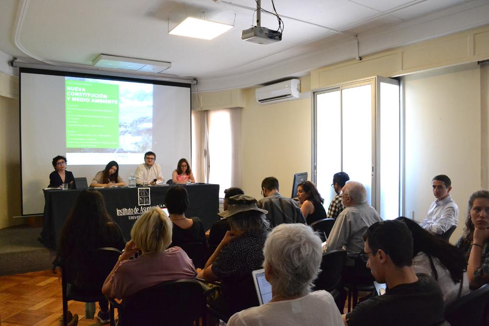 Plantean desafíos de una nueva Constitución en materia medioambiental