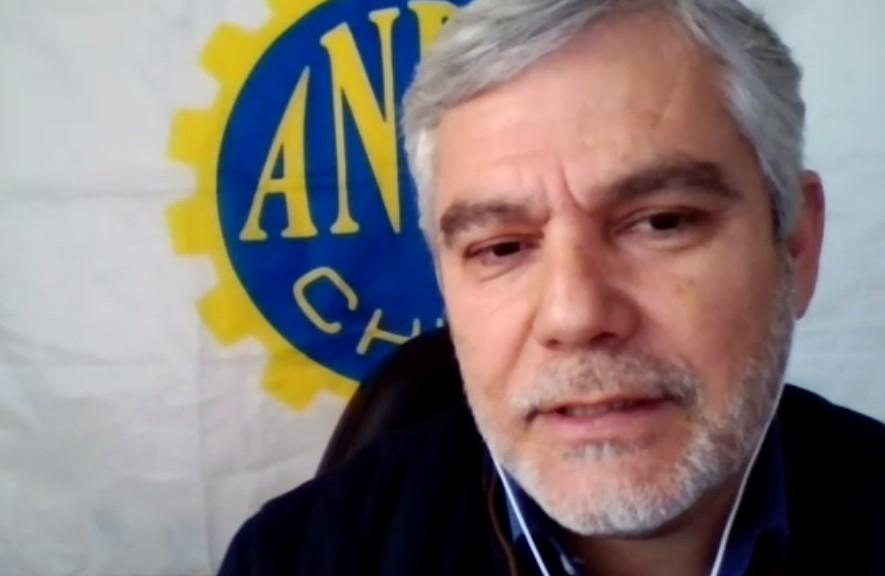 El Presidente de la ANEF, José Pérez, señaló que es necesario que exista un "Estado fuerte" y que ello debe ir acompañado de "una revitalización de la función pública".