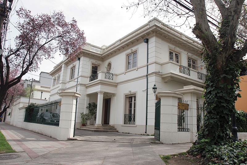 FACHADA IEI