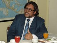 Foto S