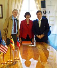 La ceremonia contó con la asistencioa de la Prorrectora de la Universidad de Chile, Prof. Rosa Devés.
