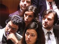 El equipo asesor de la Cancillería chilena escucha atentamente los últimos alegatos de Perú.