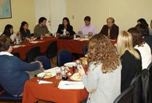 Durante su visita al país, Häberli se reunió con alumnos y ex alumnos del IEI.