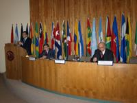 Inauguraron el Seminario, el Director del IEI, profesor José Morandé; el Decano de la Facultad de Ciencias Agronómicas, Profesor Antonio Lizana, y el oficial de la FAO, Rodolfo Rivers.