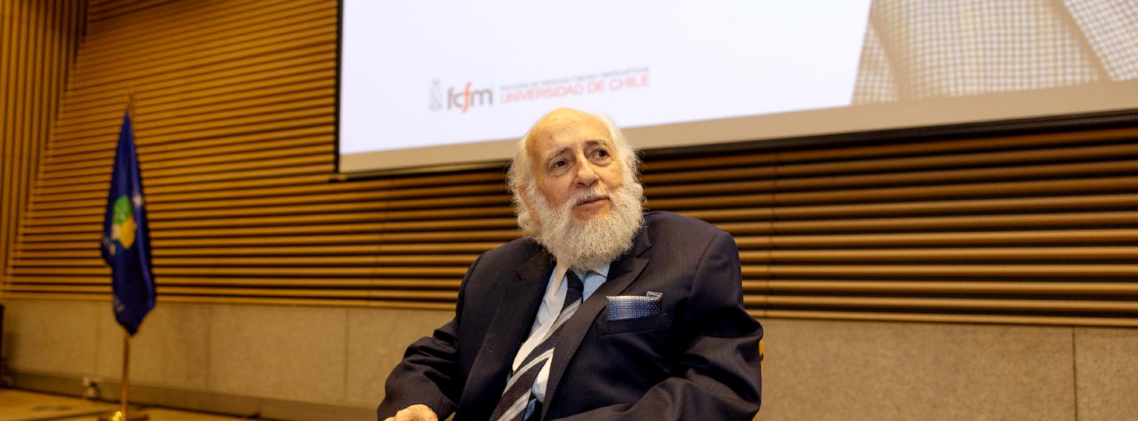 Prof. Emérito