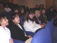 La ceremonia de presentación del libro "Odontopediatría Elemental" tuvo una concurrida asistencia.