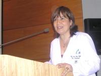 Directora de Pregrado, Prof. Nora Silva Steffens.