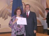 Dra. Blanca Urzúa junto a Rector Víctor Pérez.