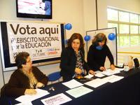 El trabajo de la Mesa C, al interior de la Facultad de Odontología