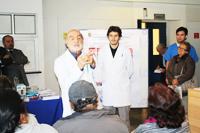 Dr. Alfredo Apip, académico del Departamento de Odontología Restauradora durante el Taller