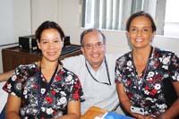 Sra. Mabel Palma, Sr. Rodrigo Caravantes, y Sra. Laura Constenla