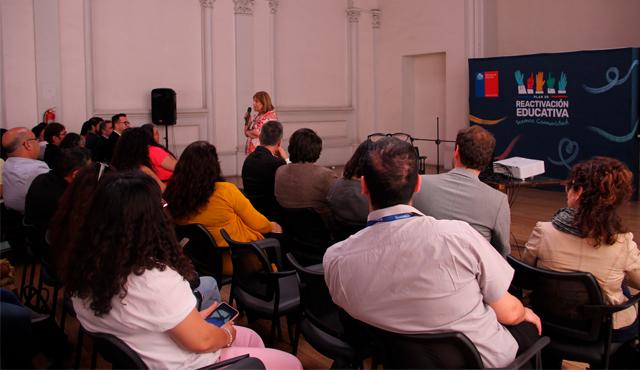 Exposición de Neva Milicic en la Última Jornada de Formación Regional 2023